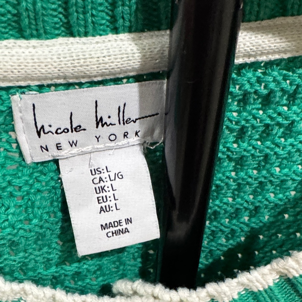 Nicole Miller Green Knit Button-Front Women's Sweater with White Trim - Picture 3 of 4